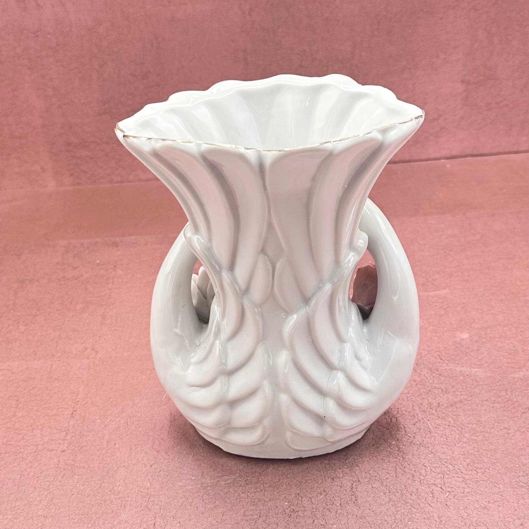 Vintage Two Swan Vase