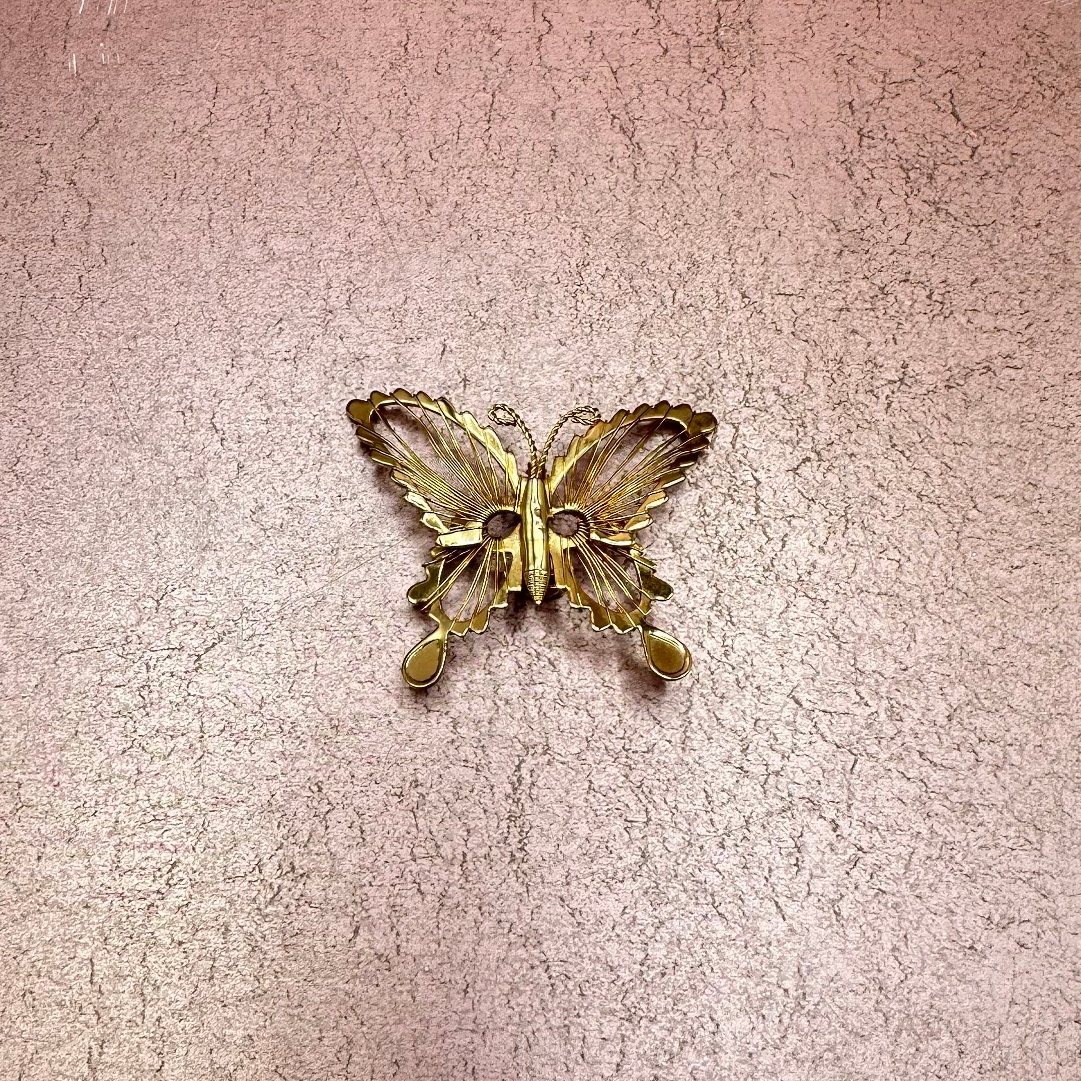 Gold Tone Wired Butterfly Brooch